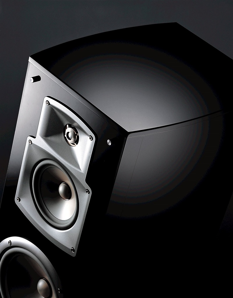 Loa Yamaha NS-555