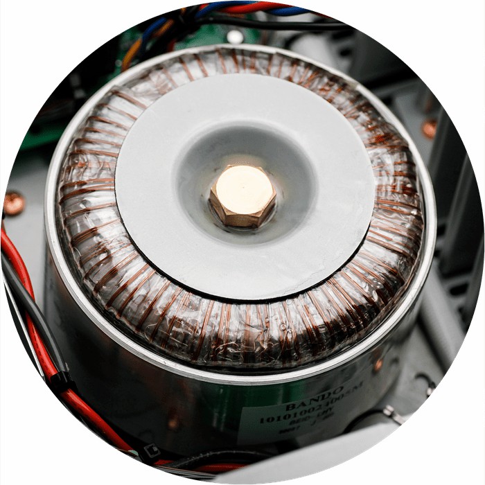 Amply Marantz PM8006