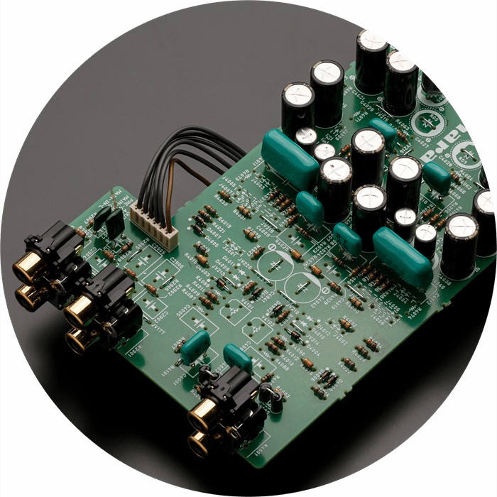 Amply Marantz PM8006