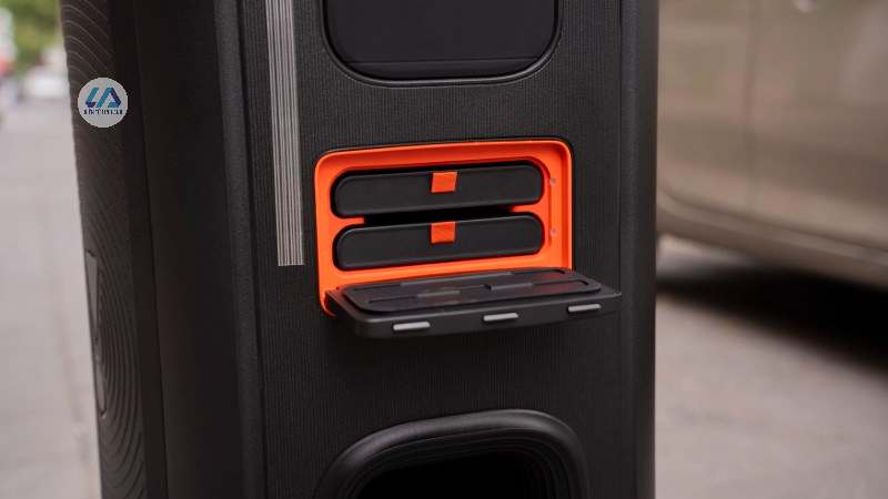 Loa JBL PartyBox 720 mới 2025 - pin 15 giờ, Auracast, công suất 800W