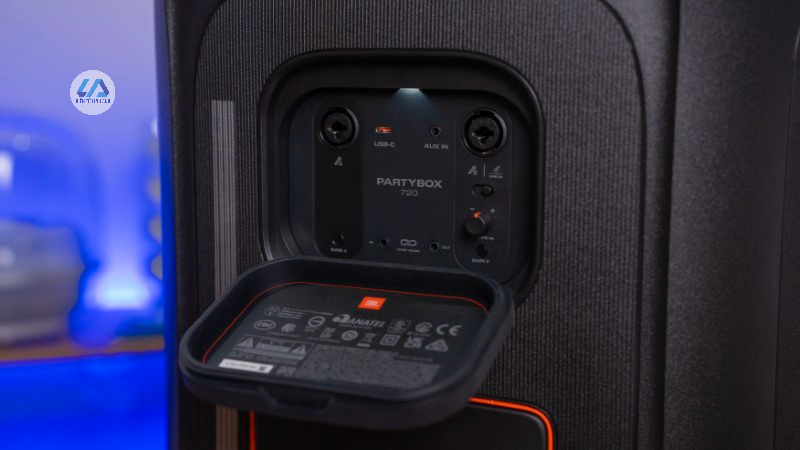 Loa JBL PartyBox 720 mới 2025 - pin 15 giờ, Auracast, công suất 800W