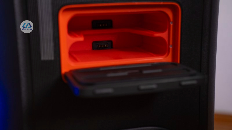 Loa JBL PartyBox 720 mới 2025 - pin 15 giờ, Auracast, công suất 800W