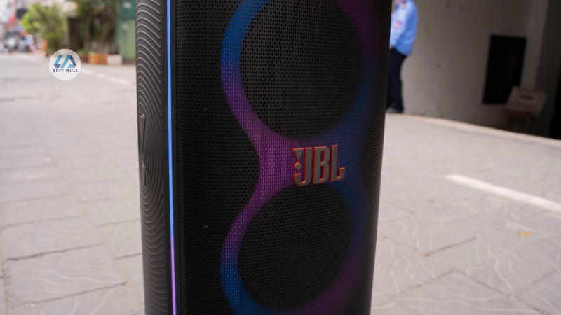 Loa JBL PartyBox 720 mới 2025 - pin 15 giờ, Auracast, công suất 800W