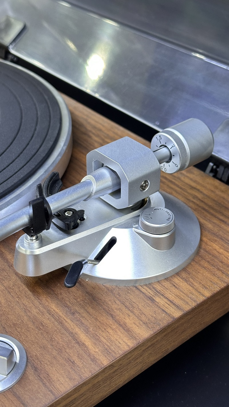 Đầu đĩa than TEAC TN-400BT - Hàng demo