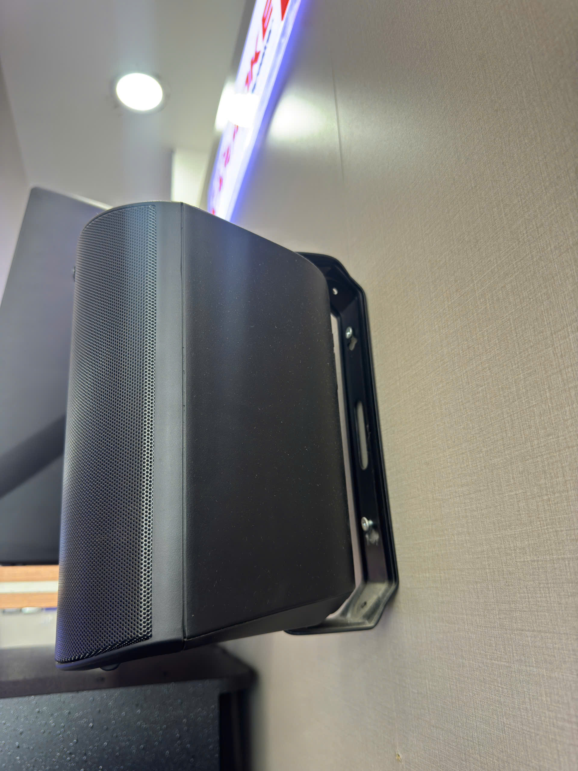 Loa Polk Audio Atrium 5 Likenew