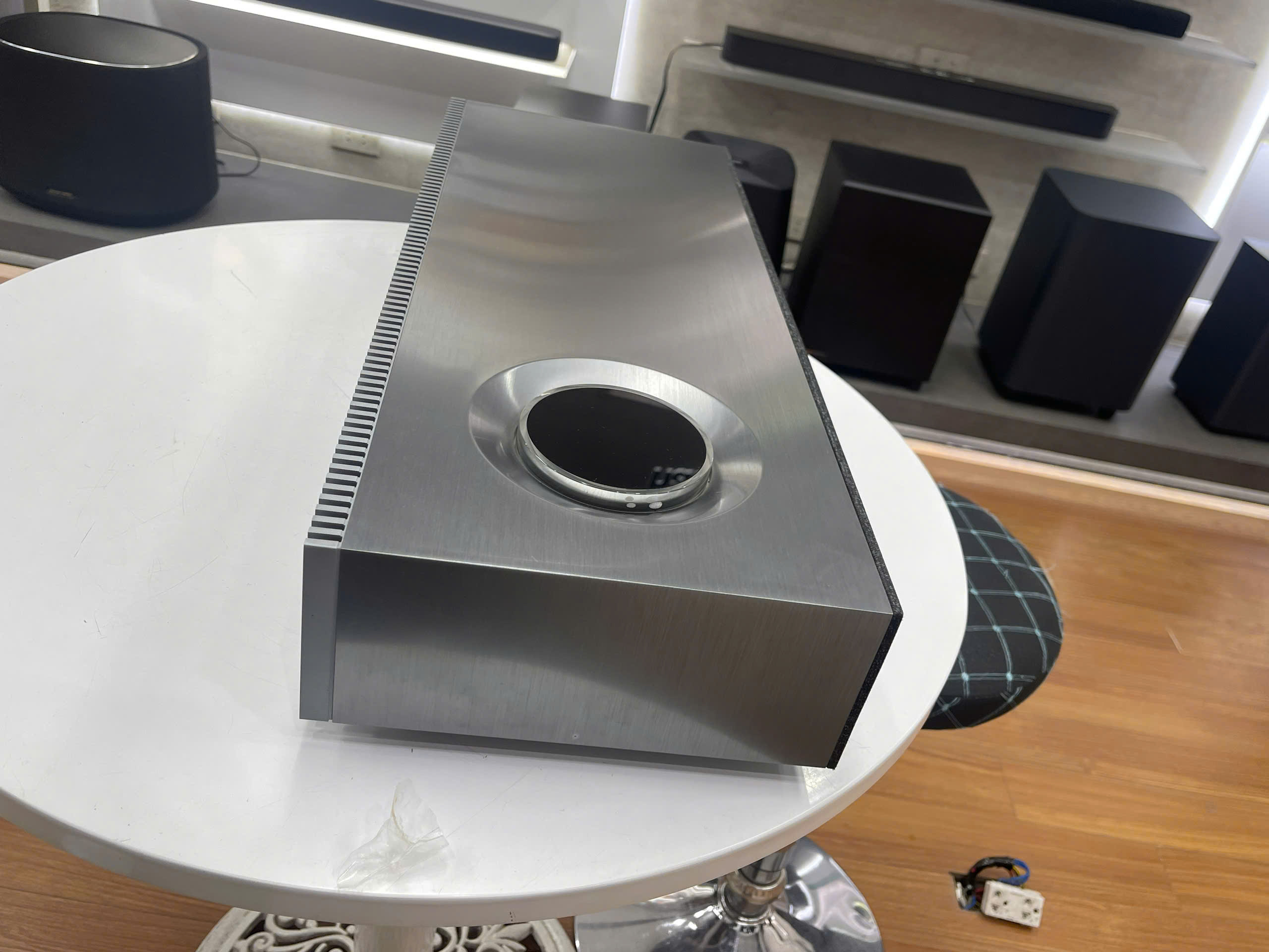 Loa Naim Mu-so 2nd Thanh Lý Fullbox