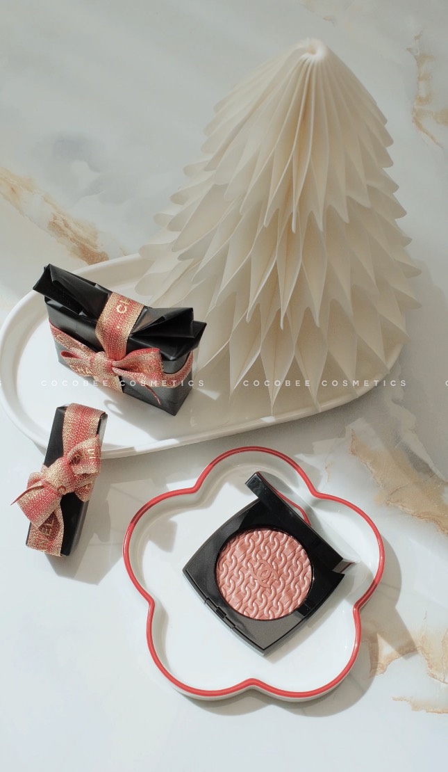 Phấn Má CHANEL Les Chaînes de Chanel Illuminating Blush Powder Limited Edition Holiday 2020