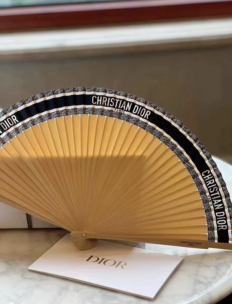Quạt Cầm Tay DIOR Eventail Dioriviera Folding Fan Navy Black Sensu Novelty 2023
