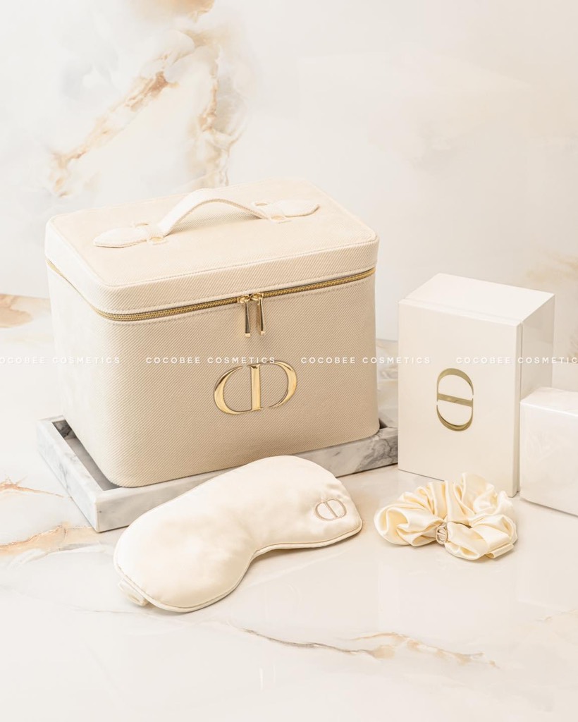 Set CỐP DIOR Beauty Vanity Case Set Eye Mask, Scrunchy Hair Tie, Box Cotton Pads 4pcs
