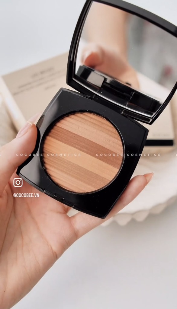 Phấn Phủ Nén Cho Da Bóng Khỏe CHANEL Les Beiges Healthy Glow Luminous Multi-Colour Powder