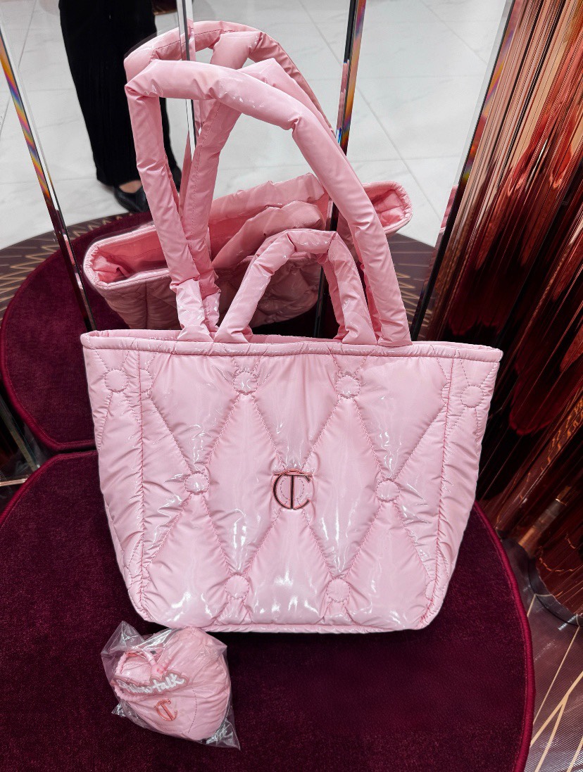 Túi Gift Phao Hồng CHARLOTTE TILBURY (40x30x12cm)