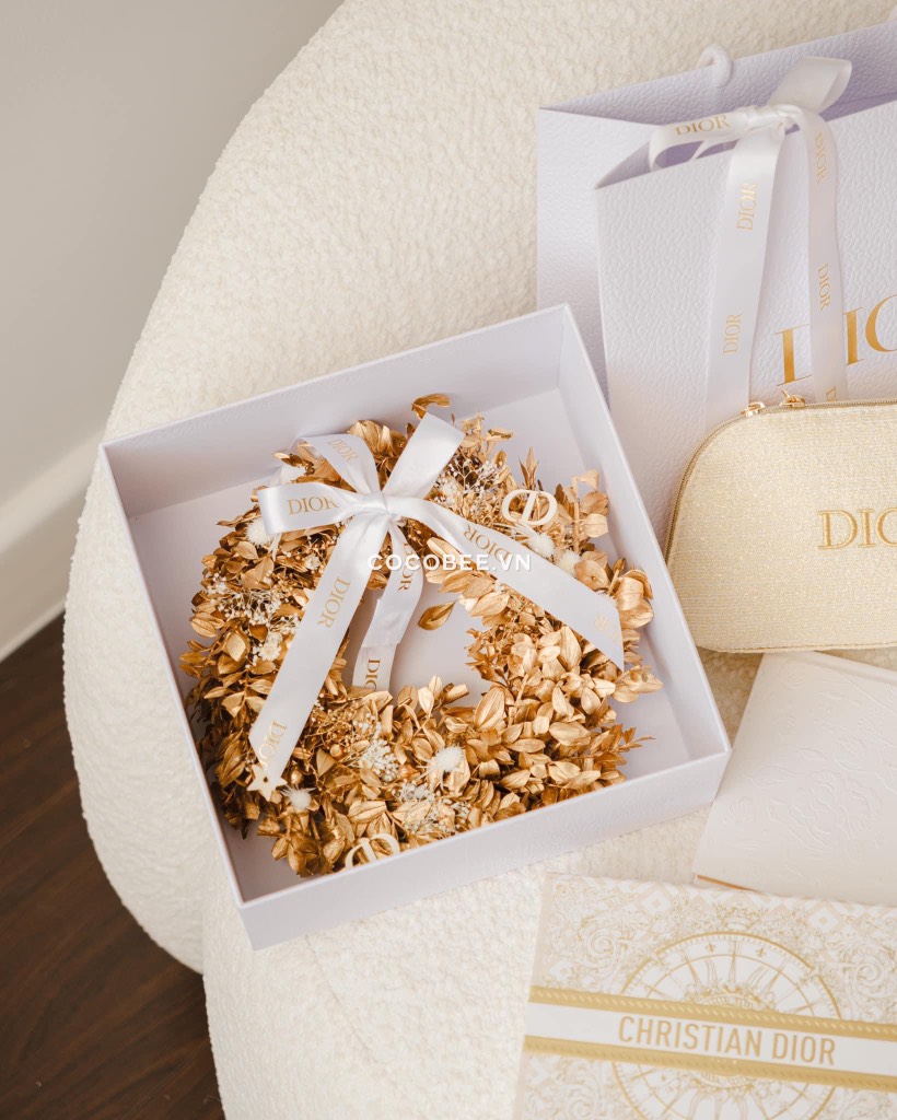 Vòng Hoa DIOR 2024 Kèm Box Túi Hãng lớn