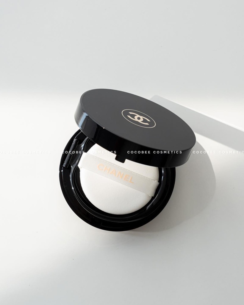 Phấn Nước CHANEL Vitalumière Glow Luminous Touch Foundation Cushion SPF15 (Không Mã Móp Nhẹ)
