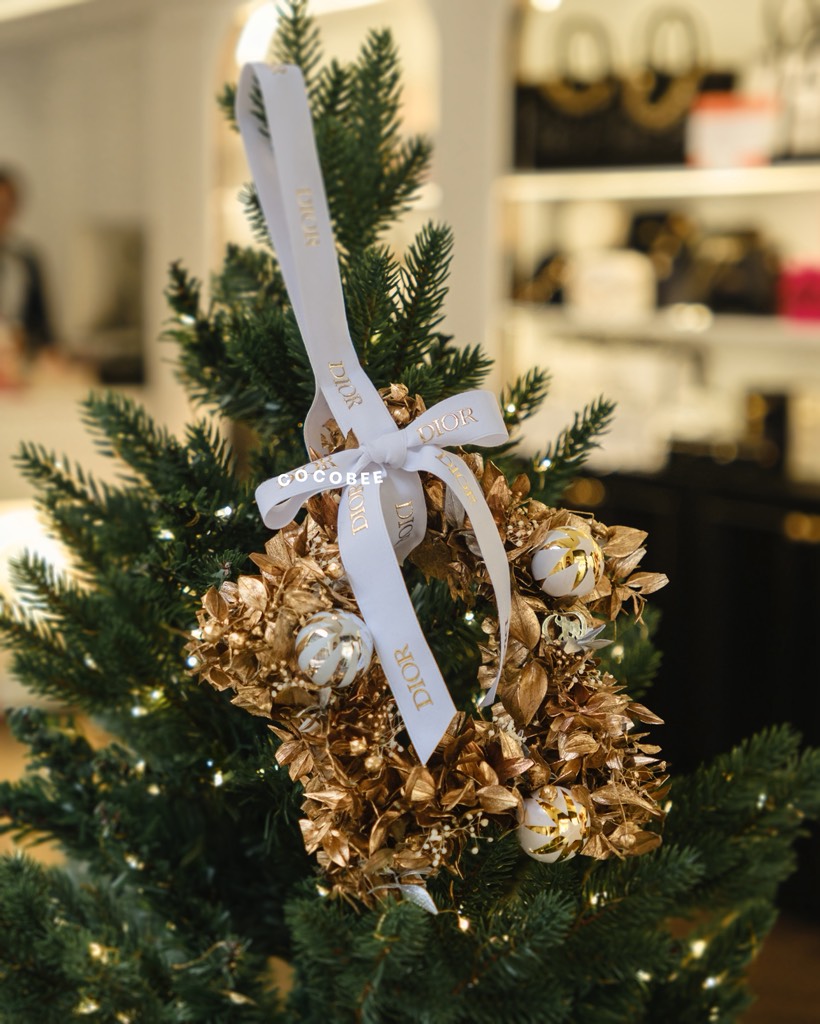 Vòng Hoa DIOR 2024 Kèm Box Túi Hãng lớn