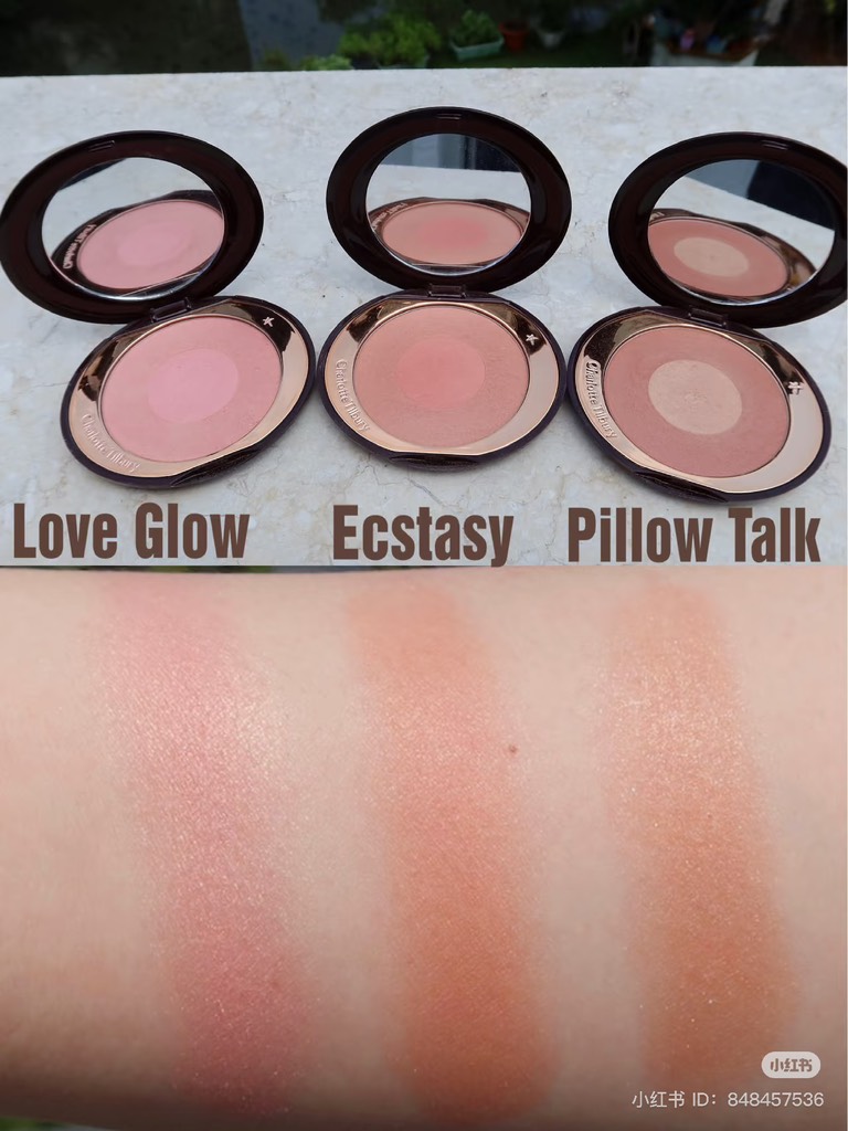 Phấn Má CHARLOTTE TILBURY Cheek To Chic Swish & Pop Blusher