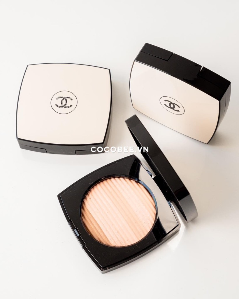 Phấn Phủ Nén Cho Da Bóng Khỏe CHANEL Les Beiges Healthy Glow Luminous Multi-Colour Powder