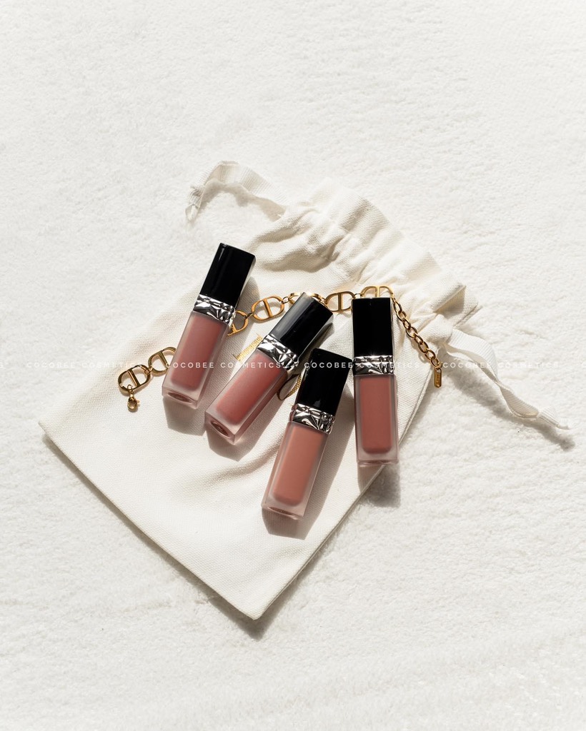 Son Kem DIOR Rouge Forever Liquid