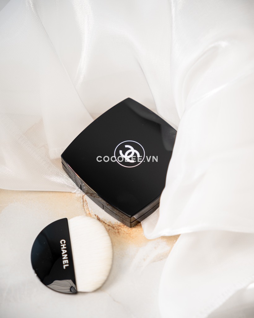 Phấn bắt sáng highlight CHANEL POUDRE LUMIÈRE ILLUMINATRICE
