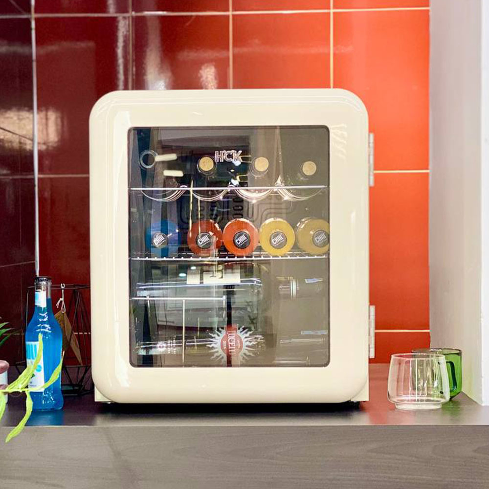 Tủ mỹ phẩm đồ uống HCK 48L màu kem có mặt kính