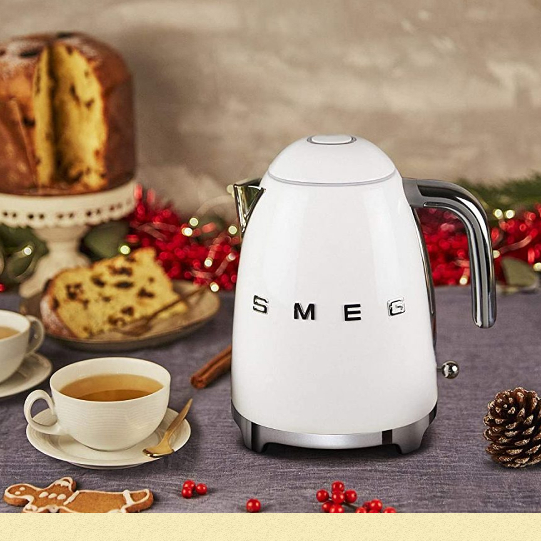 Ấm siêu tốc SMEG KLF03WHMEU màu trắng nhám