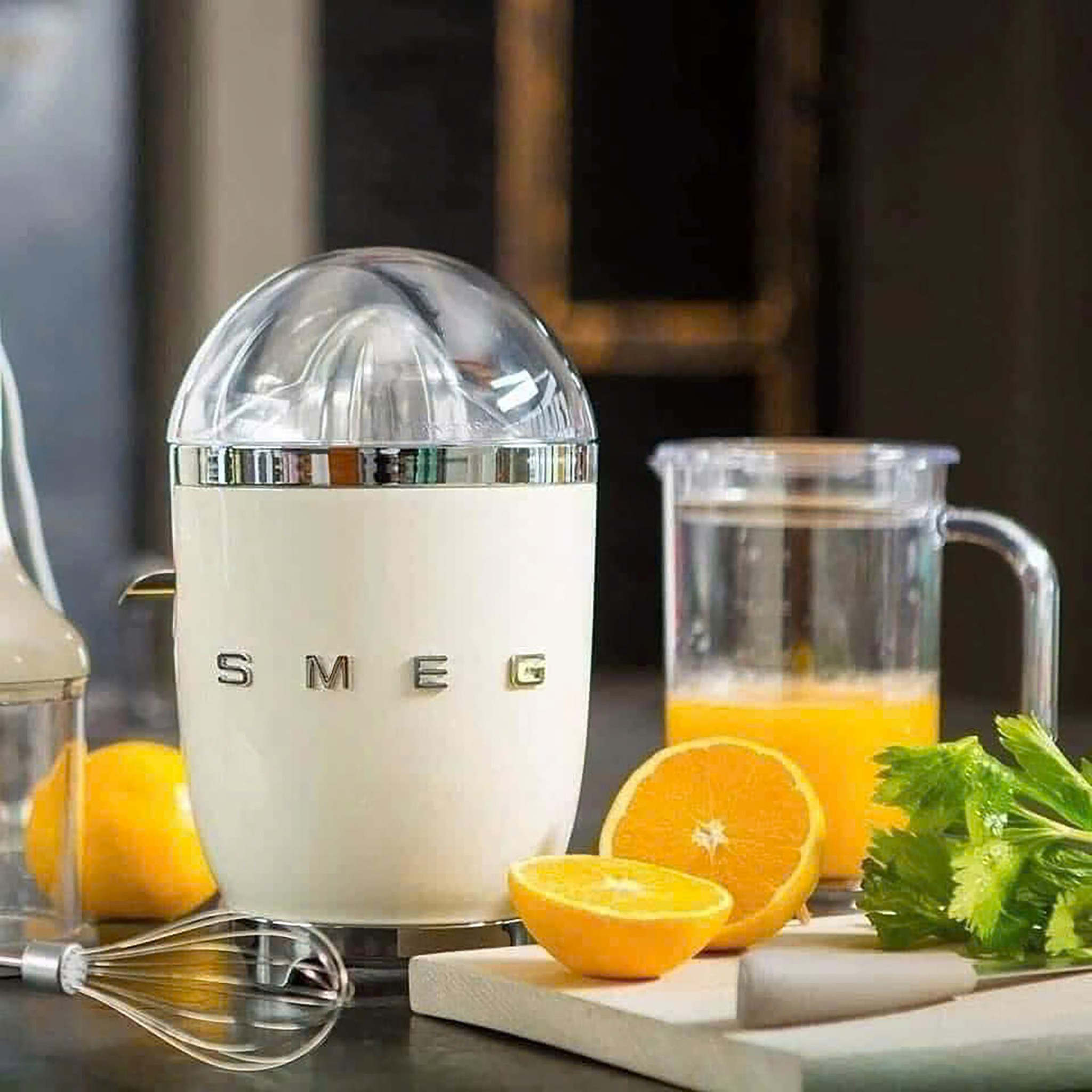 Máy vắt cam SMEG CJF11CREU màu kem (7/23)