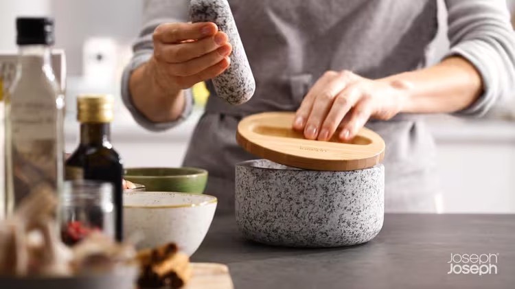 Cối Joseph Joseph granit tự nhiên có nắp tre Joseph Joseph 20176