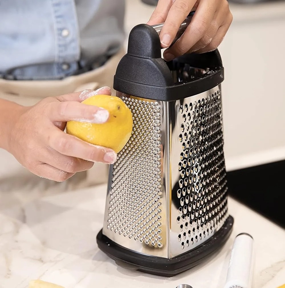 Bộ dụng cụ nạo đa năng 4 mặt KitchenAid KQG300OSOBE kèm hộp dựng tháo rời