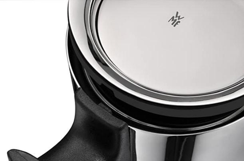 Bình đựng nước 1.5L bằng thủy tinh có tay cầm WMF Basic