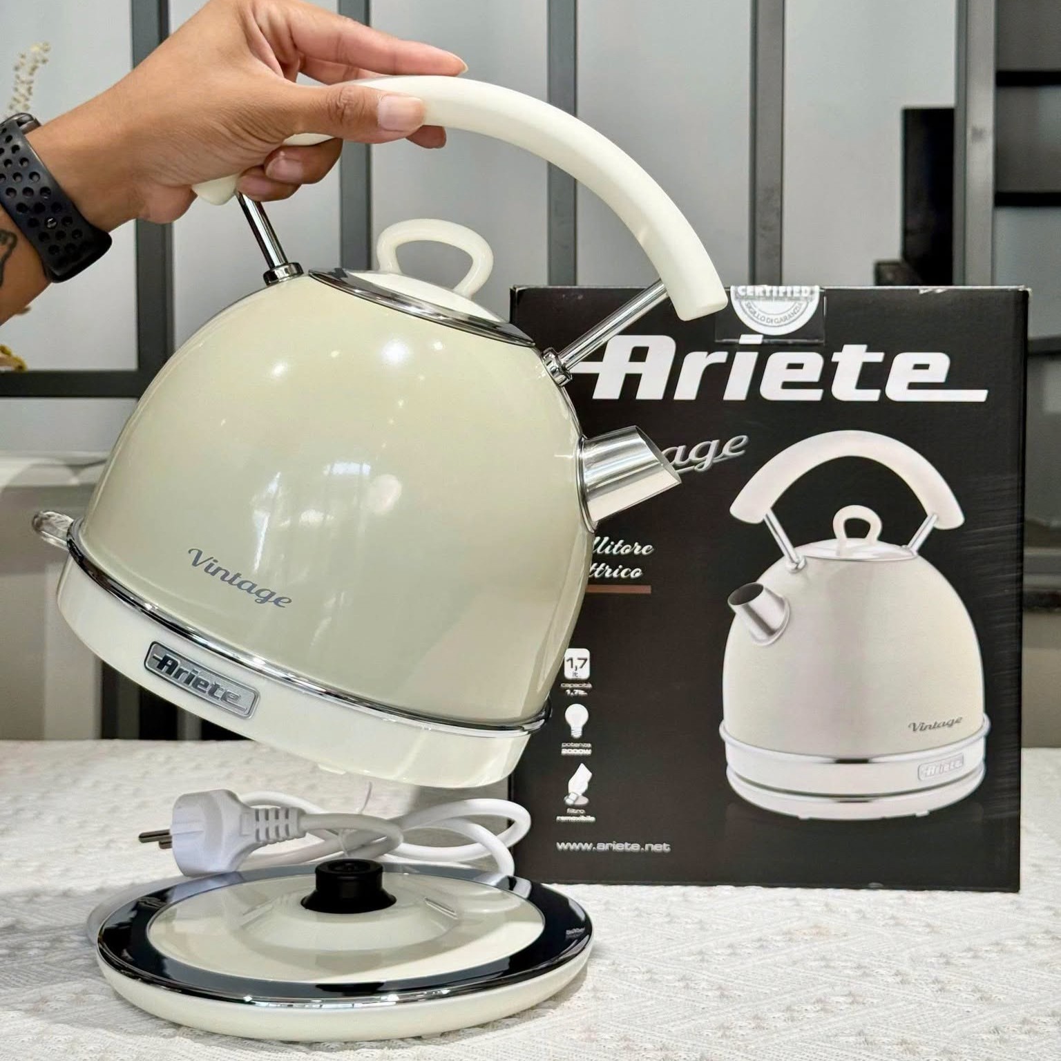 Ấm siêu tốc Ariete 00C287703AR0 1.7L màu kem