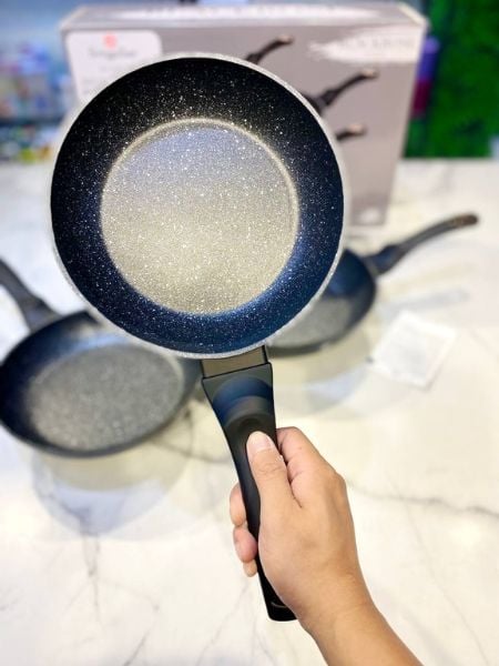 Bộ 3 chảo Berlinger Haus BH/6158F 3pcs Frypan Set 20 - 24 - 28cm chống dính phủ đá màu đen - Black Rose Collection