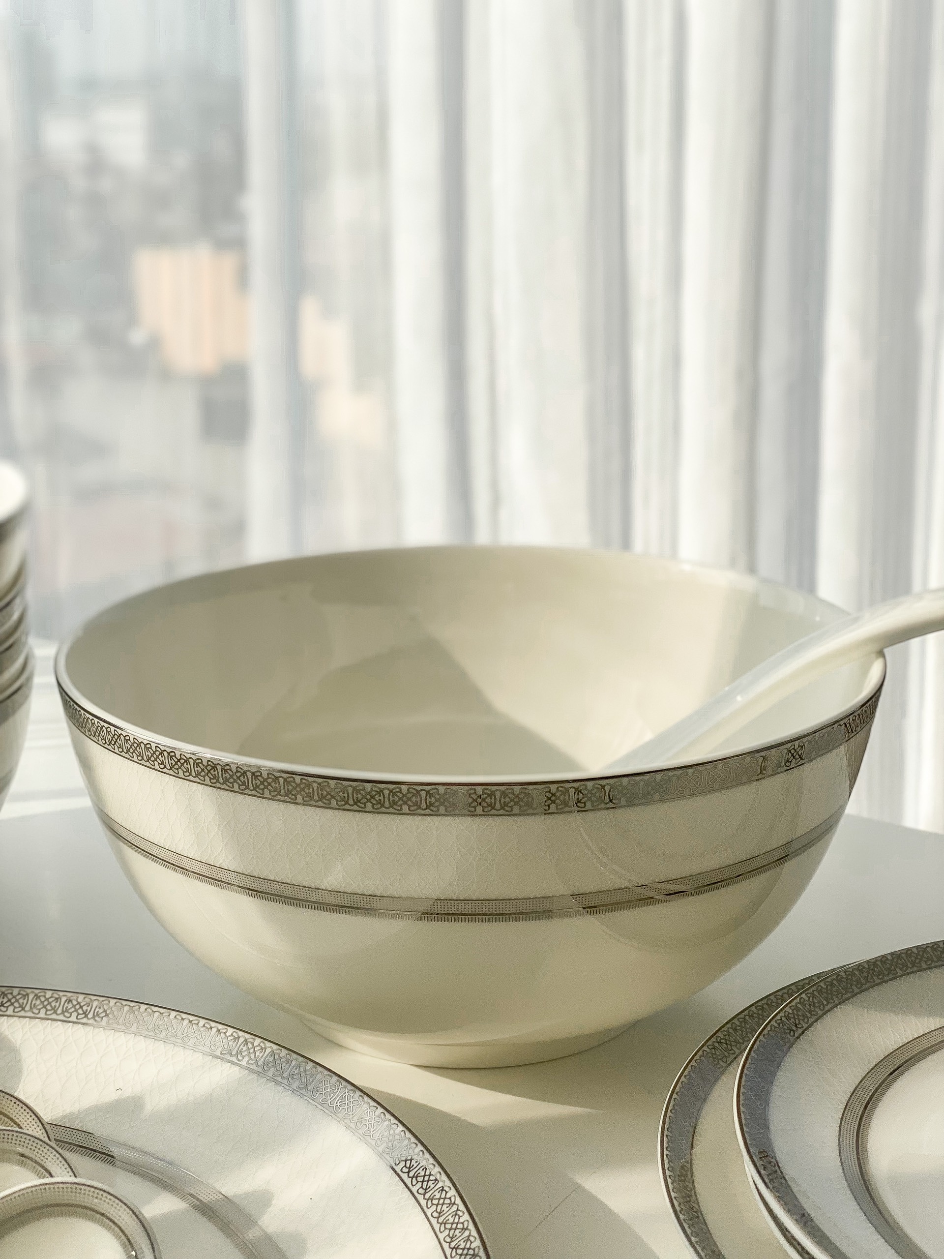 Bộ đồ ăn sứ xương bạch kim anh 50 sản phẩm