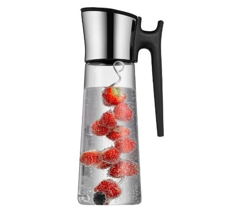 Bình đựng nước 1.5L bằng thủy tinh có tay cầm WMF Basic