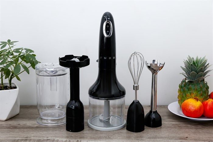 Máy xay cầm tay SMEG HBF11BLEU Màu Đen