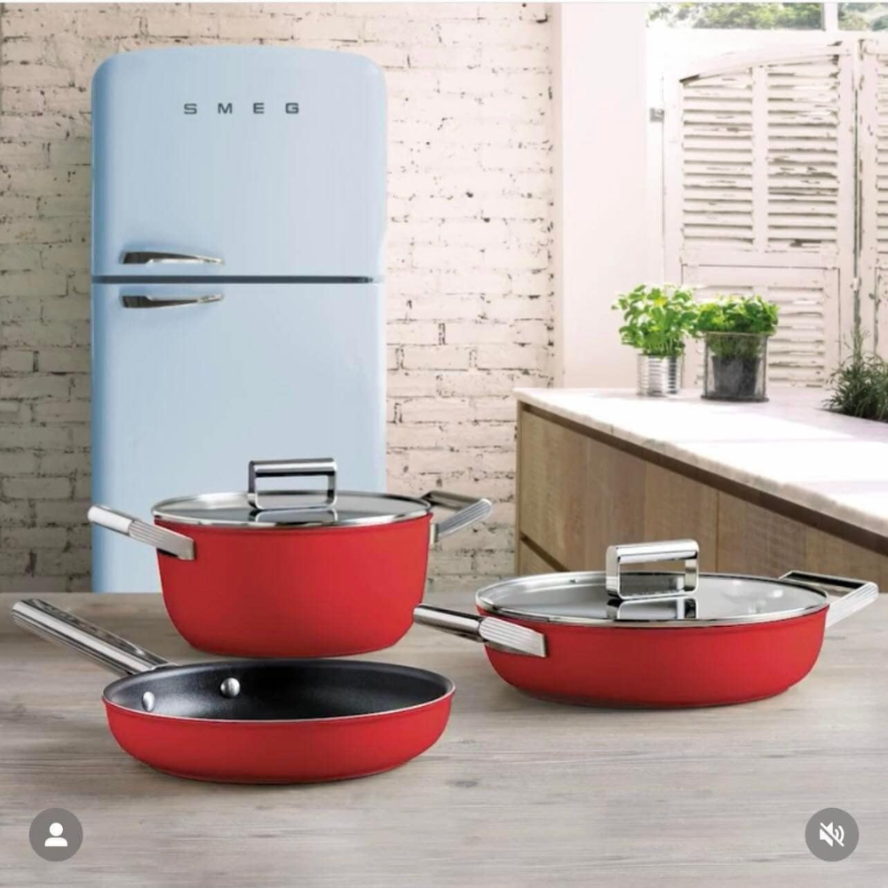 Chảo rán SMEG CKFF2801RDM 28cm màu đỏ