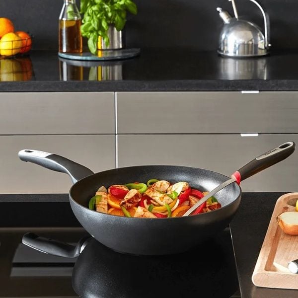 Chảo sâu lòng Tefal Unlimited G2551902 28cm