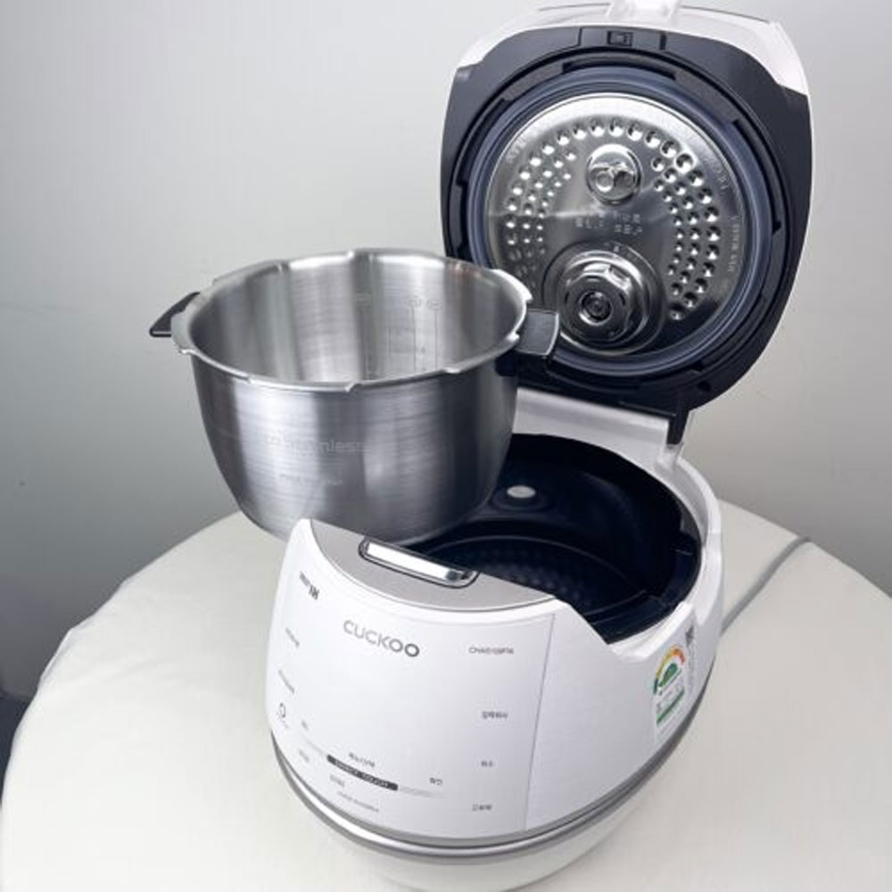 Nồi cơm cao tần Cuckoo CRP-CHAS109FW 1,8L màu trắng (lòng nồi inox)