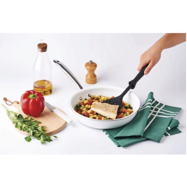 Mastrad - Xẻng có rãnh màu đen 30cm - F10800