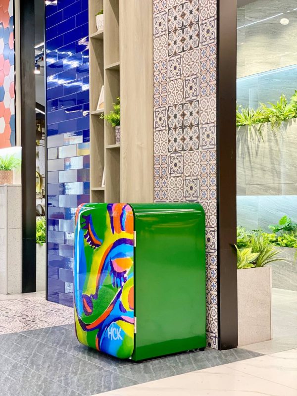 Tủ lạnh mini HCK SLEEPY GIRL 107L BC-130RDA màu xanh có ngăn đông