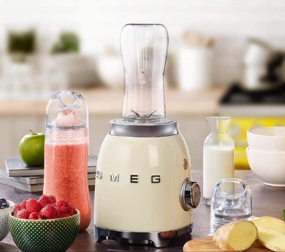 Máy xay sinh tố mini SMEG PBF01PGEU màu xanh mint