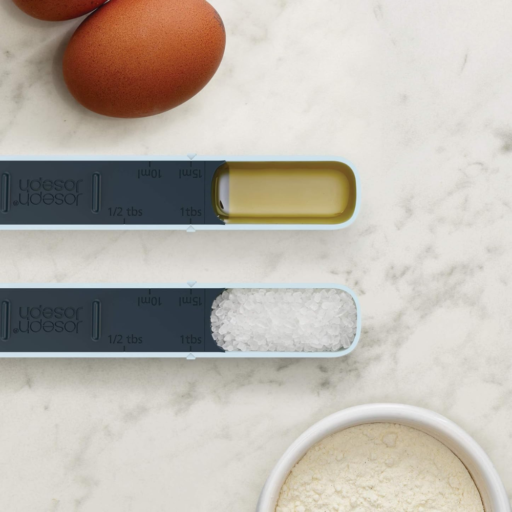 Muôi đong có thể điều chỉnh Joseph Joseph 40105 Measure-Up™ màu xanh