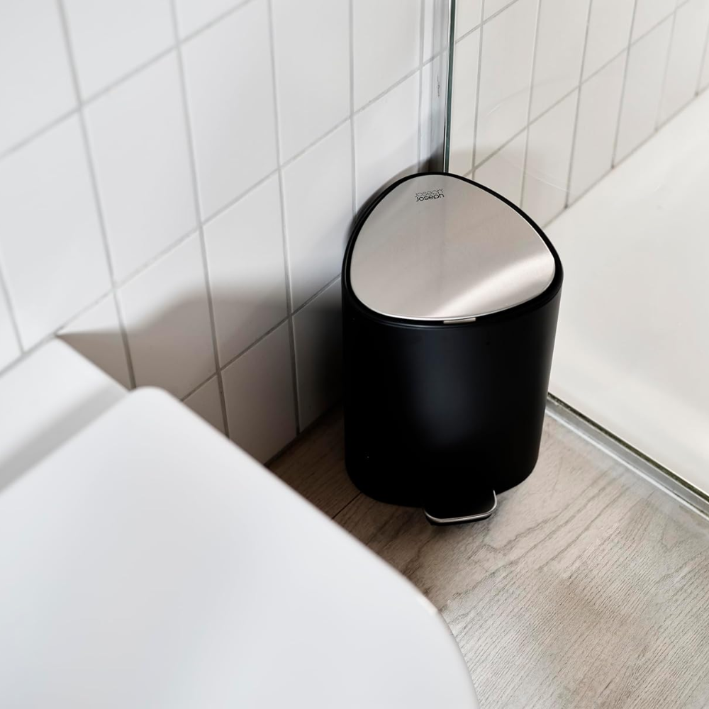 Thùng rác Joseph Joseph EasyStore Steel Pedal Bin 70595 5L màu đen nhám