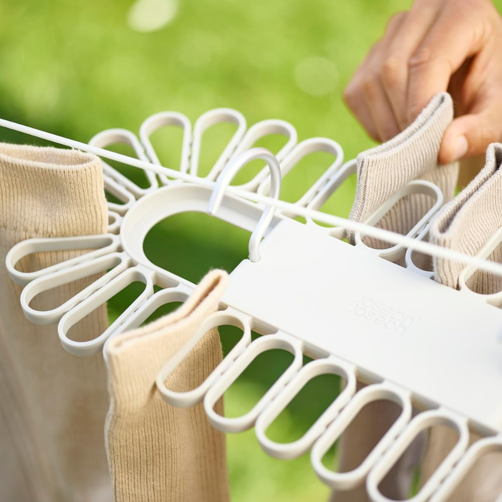 Móc treo đồ nhỏ hình cánh hoa Joseph Joseph 50052 Petal Small Items Hanger (Holds 32 pcs)