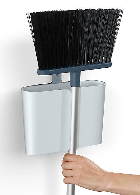 Chổi cán dài treo tường Joseph Joseph CleanStore Broom Longbristle 65002 Blue màu xanh