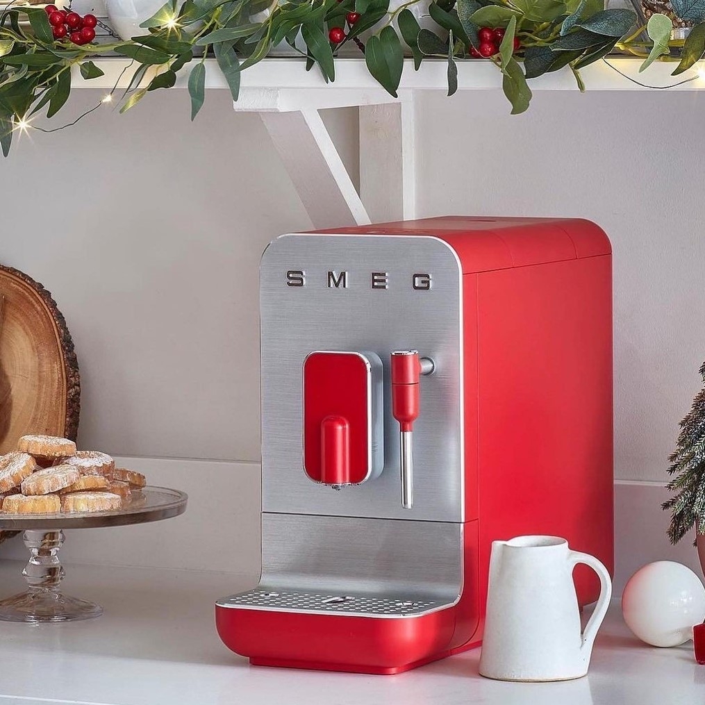 Máy pha cà phê Espresso SMEG BCC02RDMEU màu đỏ
