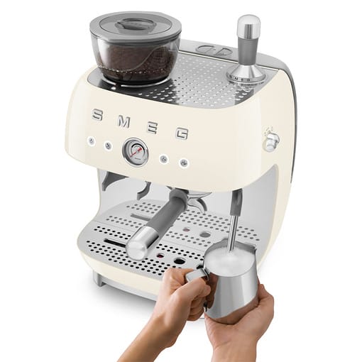 Máy pha cafe SMEG EGF03CREU màu kem có kèm cối xay