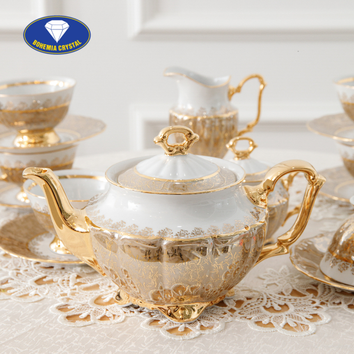 Bohemia - Bộ ấm trà sứ Tiệp mạ vàng LH011