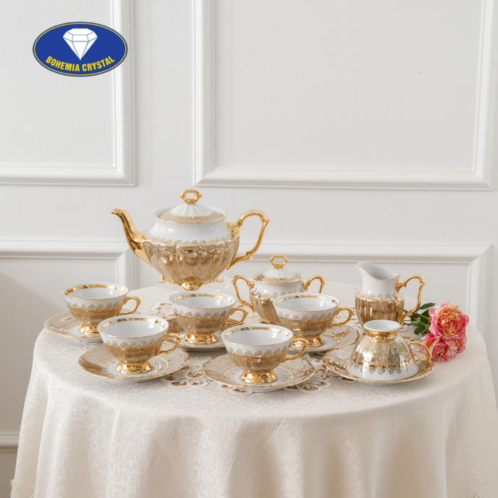 Bohemia - Bộ ấm trà sứ Tiệp mạ vàng LH011