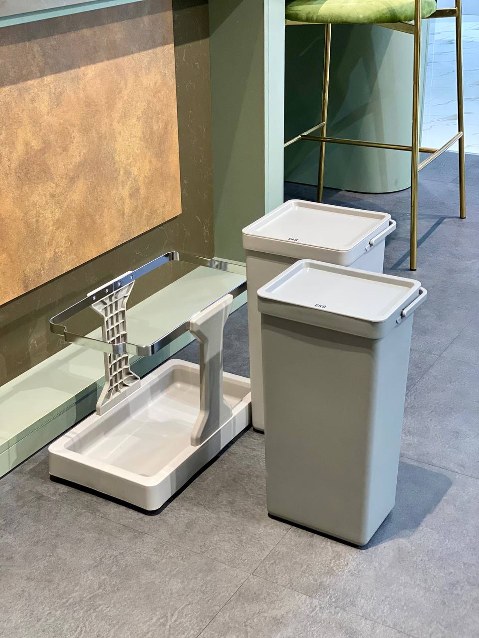 Set 2 thùng rác tủ bếp EKO Deco Duo EK9932 20L & 15L