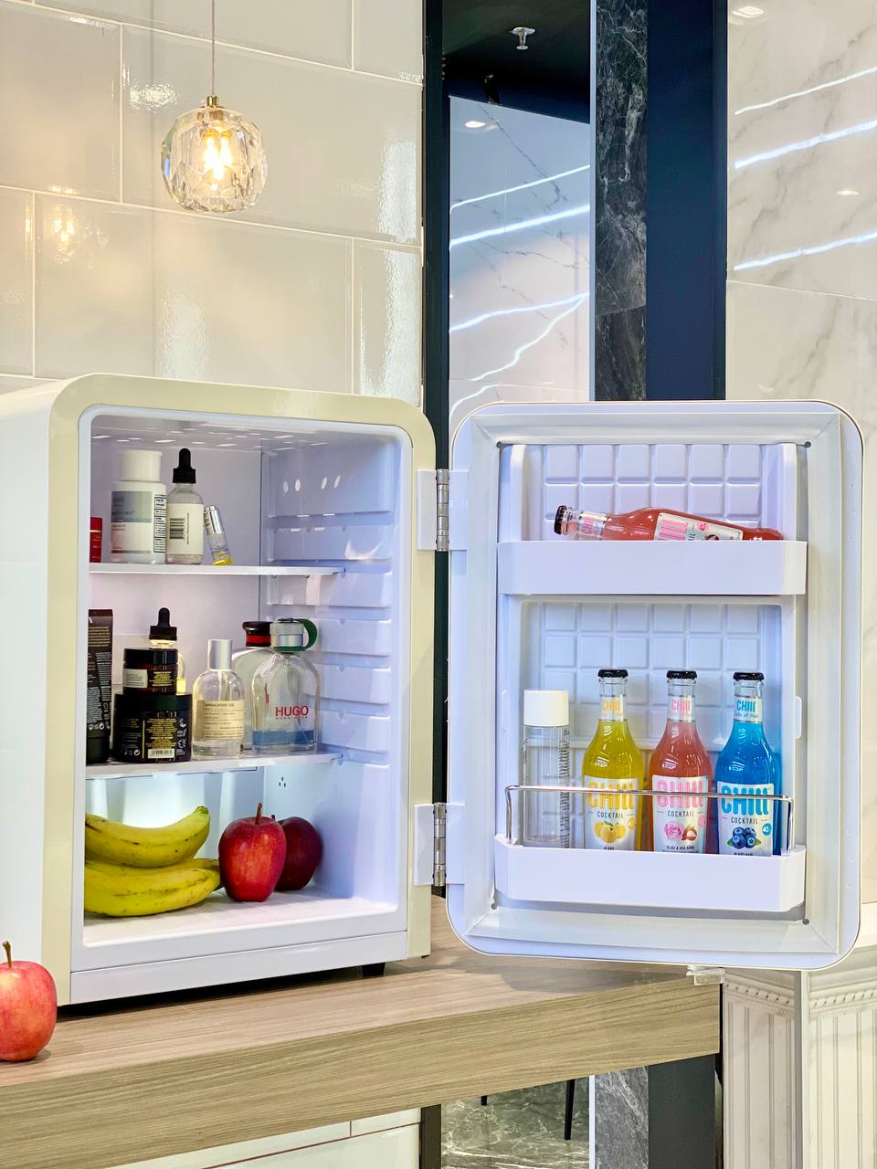 Tủ lạnh mini để mỹ phẩm retro HCK BC-40RSA 34L màu kem