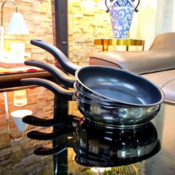 Chảo rán WMF FRYING PAN 20CM PLATINUM - Devil Stielpfanne Mit Antihaftversiegelung
